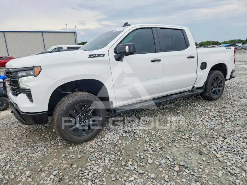 2026 Chevrolet Silverado фото