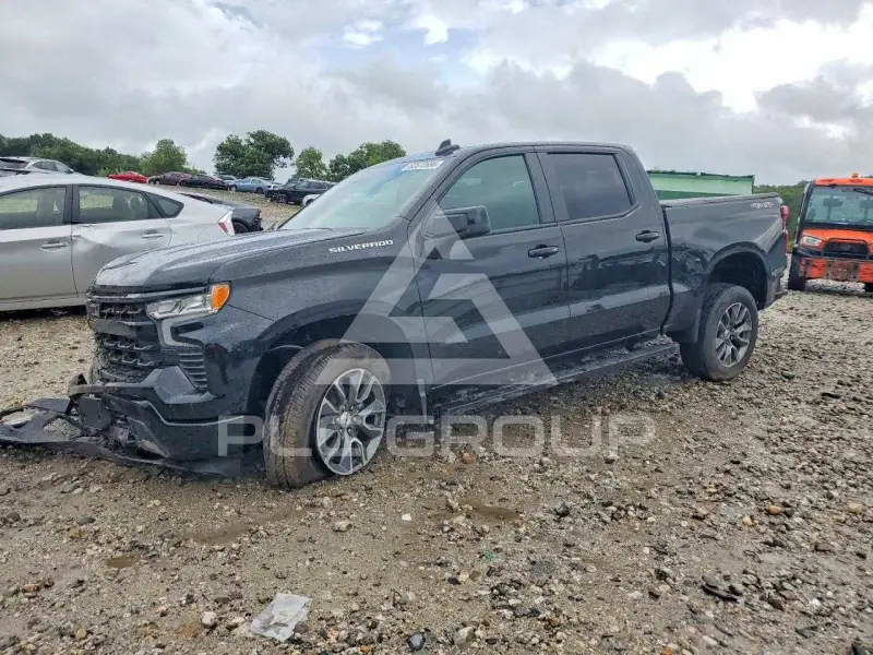 2026 Chevrolet Silverado photo