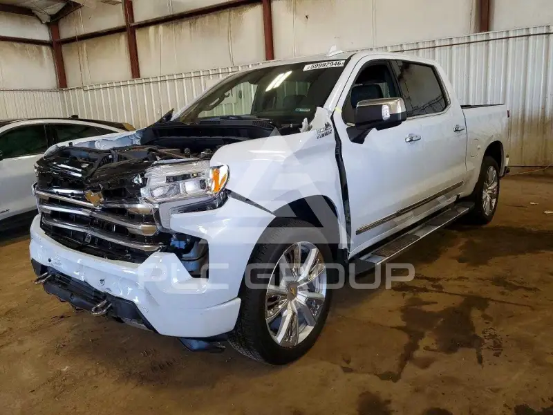 2026 Chevrolet Silverado photo