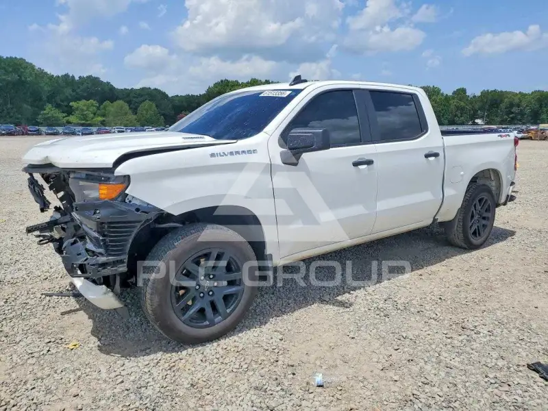 2026 Chevrolet Silverado photo