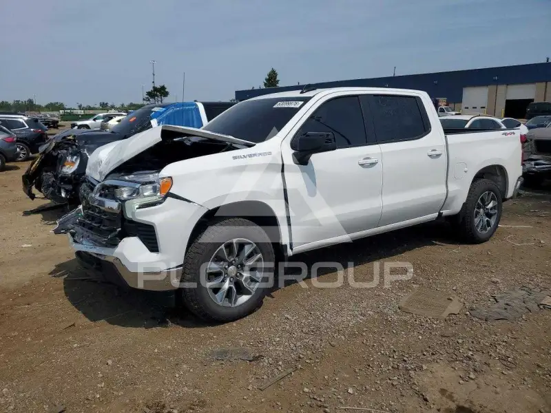 2026 Chevrolet Silverado photo
