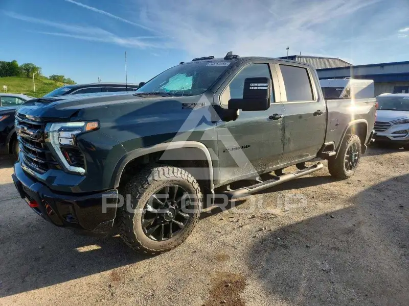 2026 Chevrolet Silverado фото