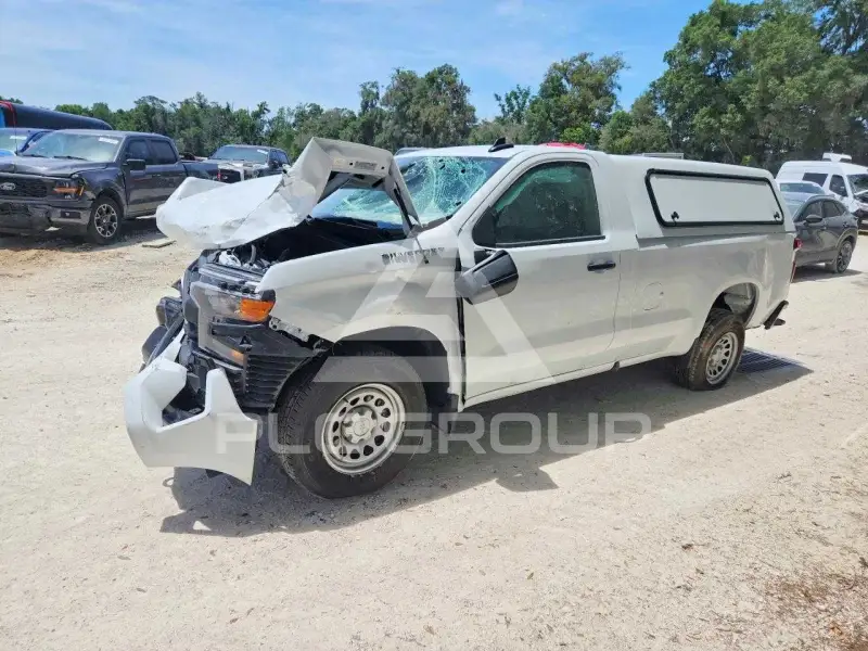 2026 Chevrolet Silverado photo