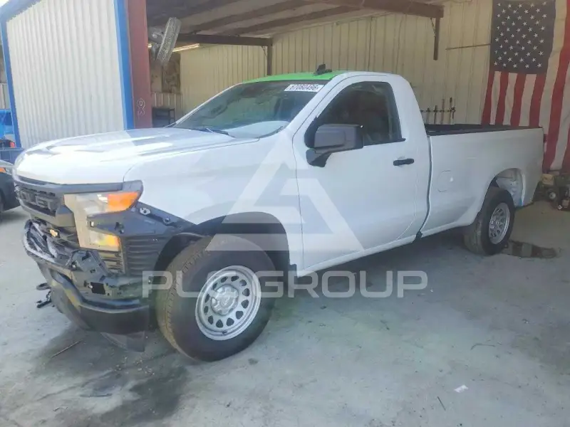 2026 Chevrolet Silverado photo