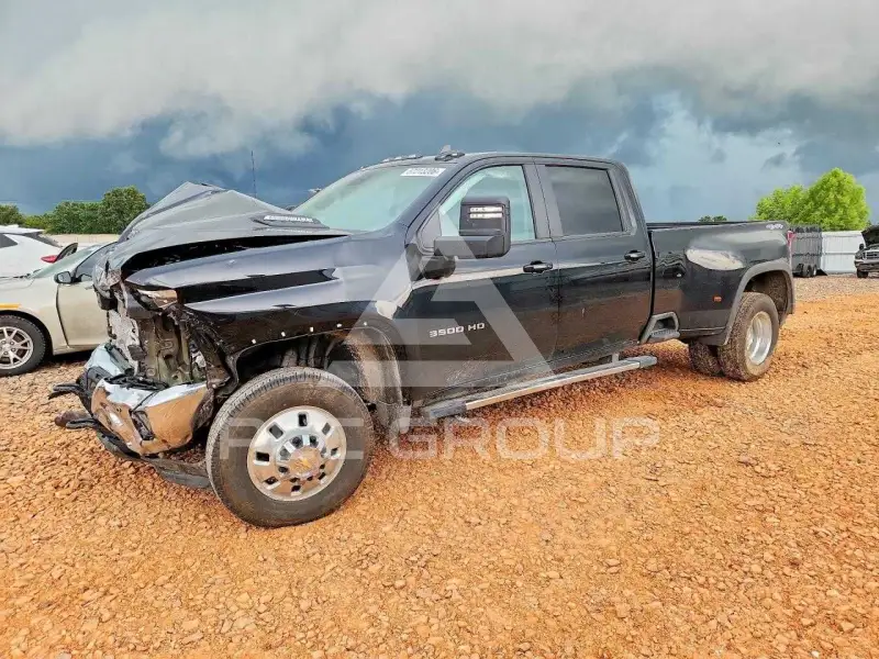 2026 Chevrolet Silverado фото