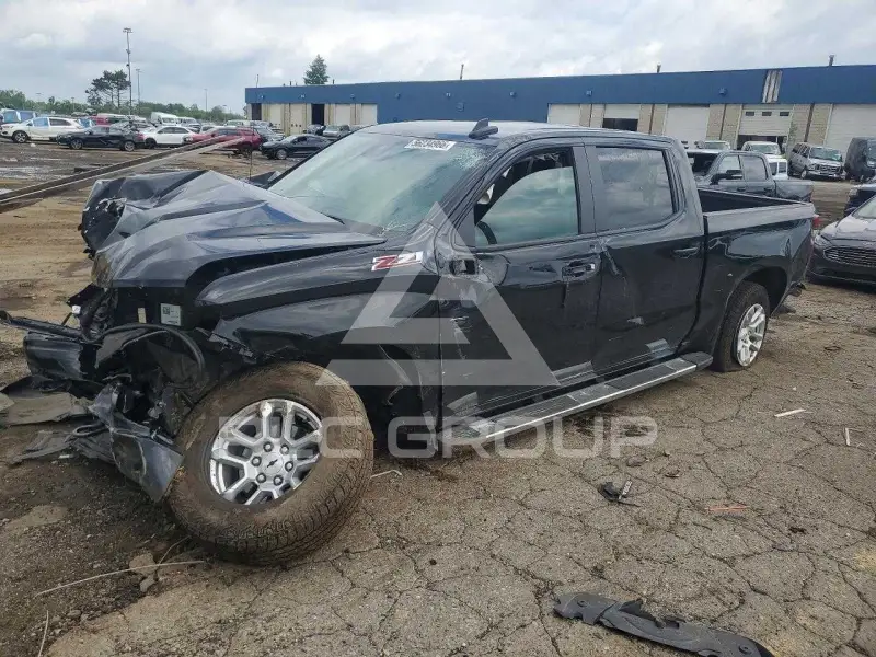2026 Chevrolet Silverado photo