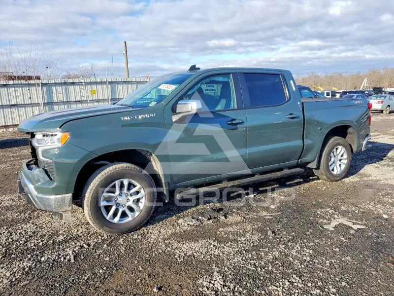 2026 Chevrolet Silverado photo