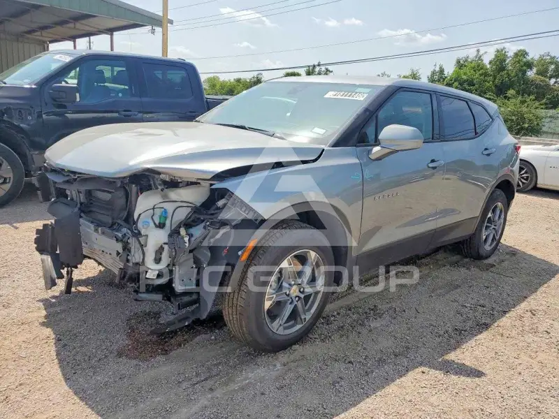 2026 Chevrolet Blazer photo