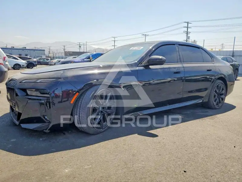 2026 BMW 740 фото