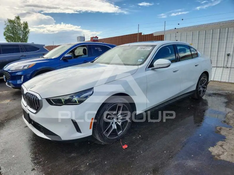 2026 BMW 530 фото