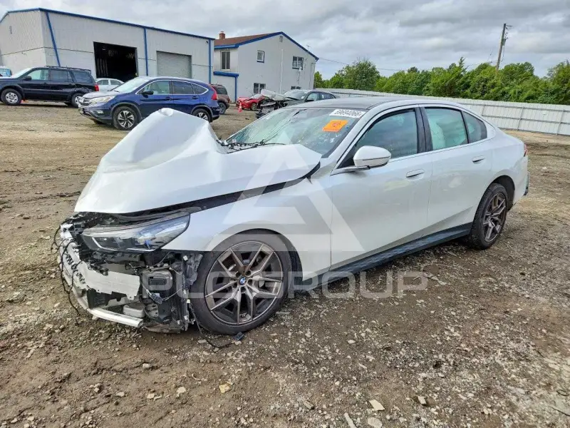 2026 BMW 530 фото