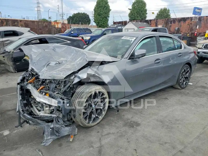 2026 BMW 330 фото