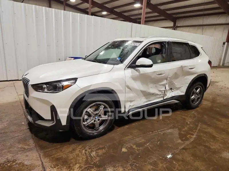 2026 BMW X1 фото