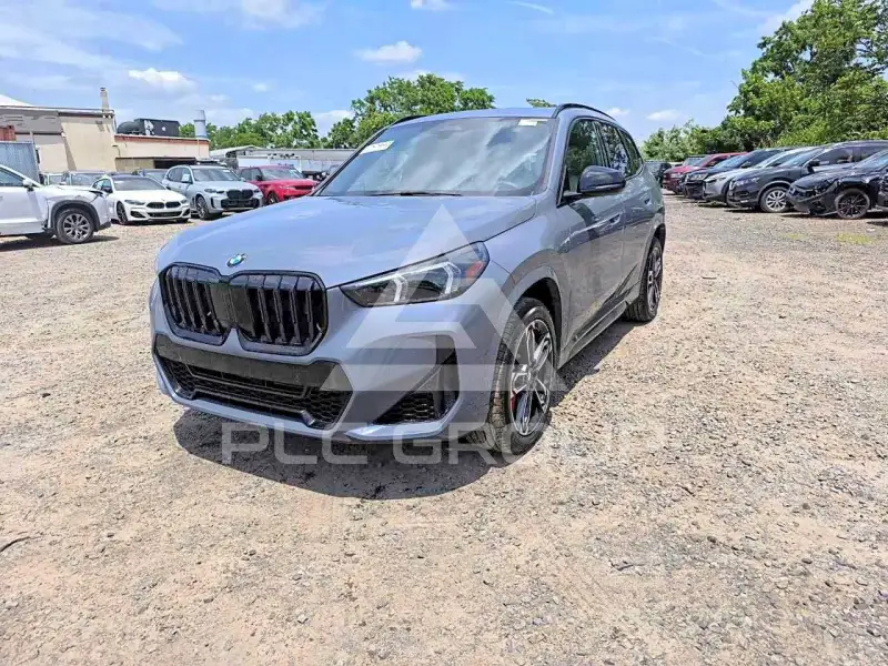2026 BMW X1 фото