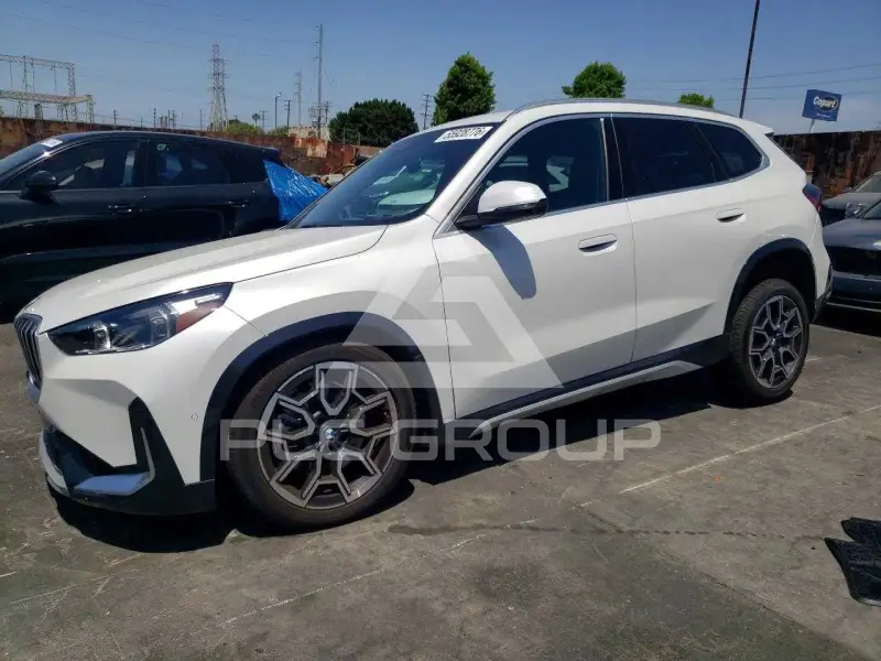 2026 BMW X1 фото