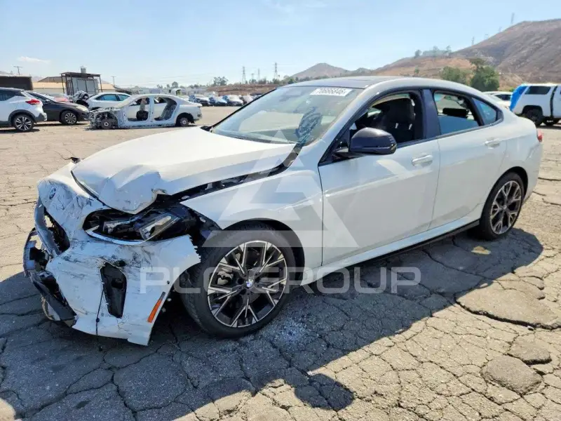 2026 BMW 228 фото