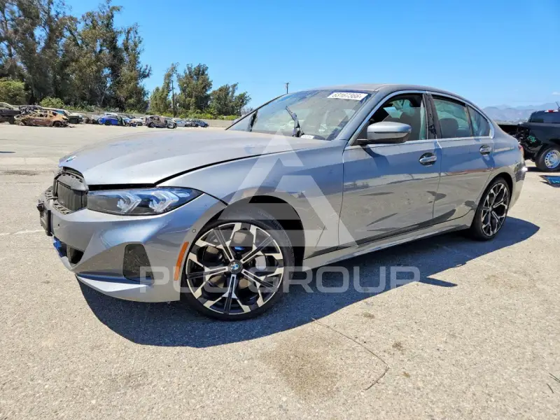 2026 BMW 330 фото