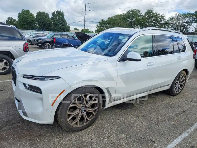 2026 BMW X7 photo