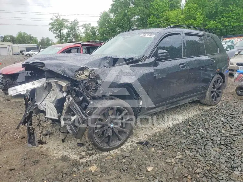 2026 BMW X7 фото