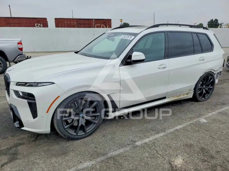 2026 BMW X7 фото