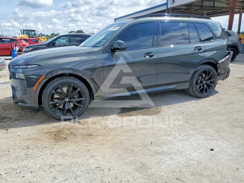 2026 BMW X7 фото