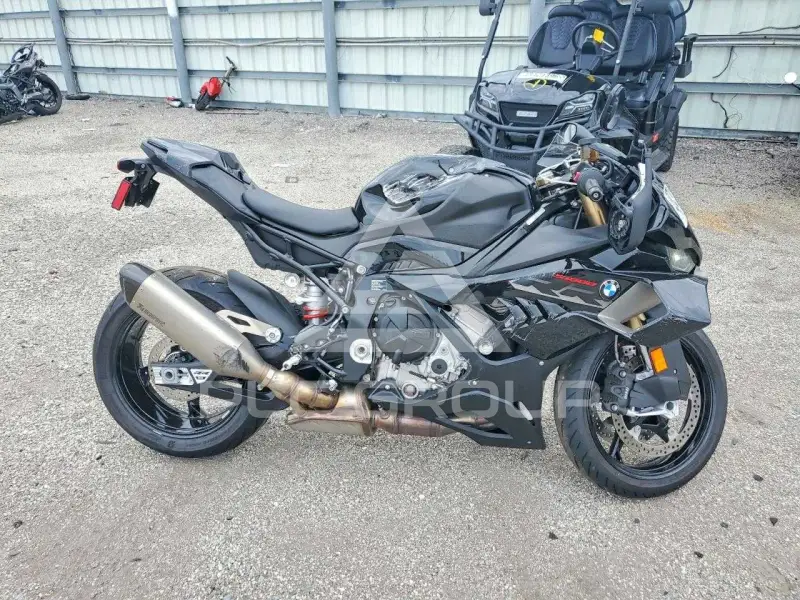 2026 BMW S1000 photo