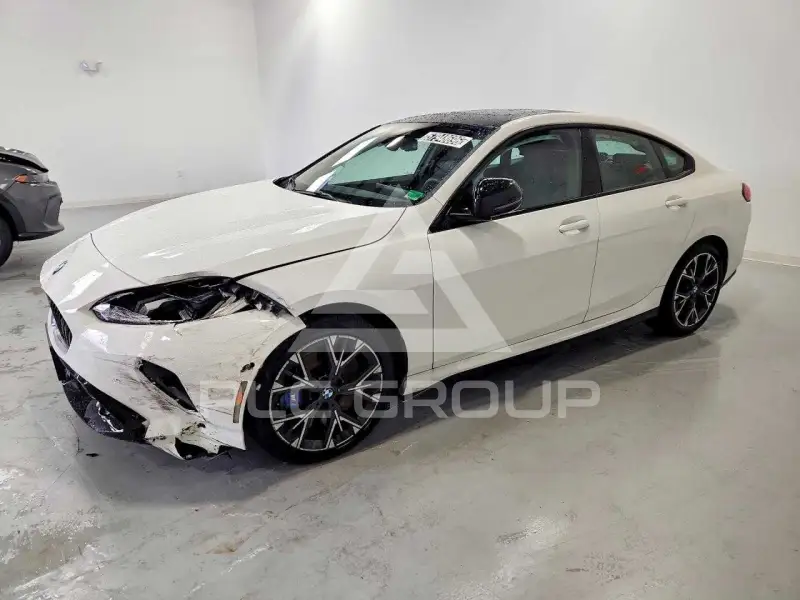 2026 BMW 228 photo