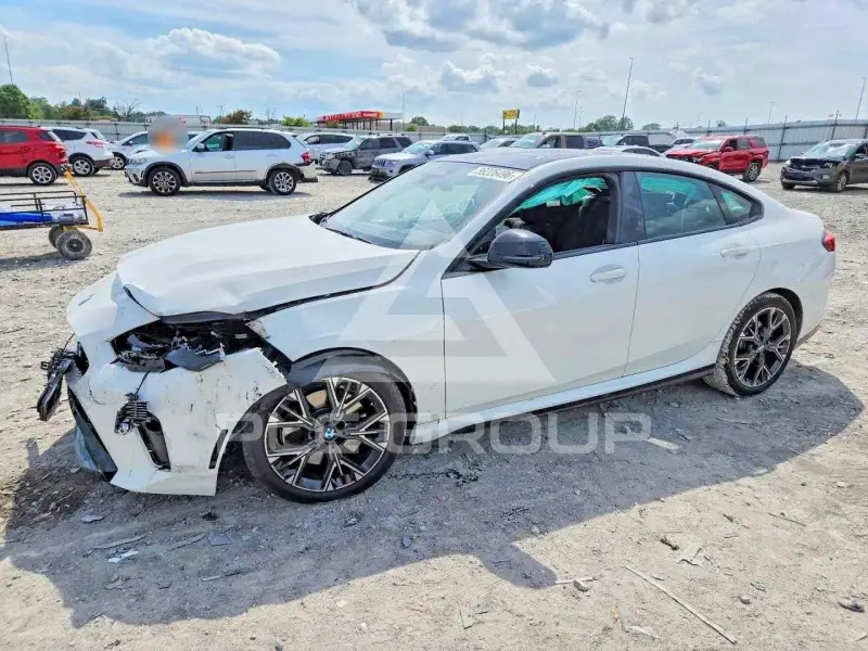 2026 BMW 228 фото