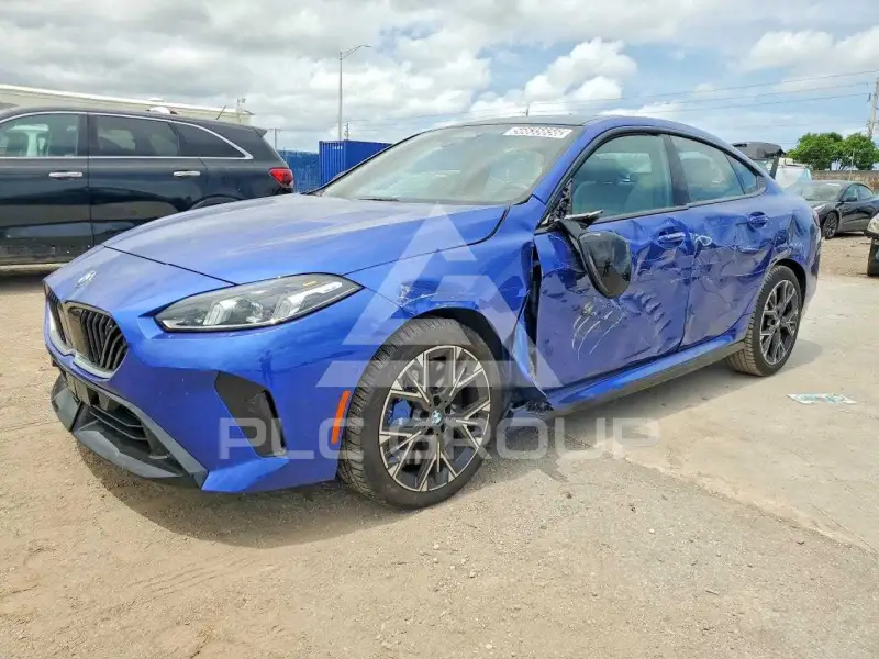 2026 BMW 228 photo