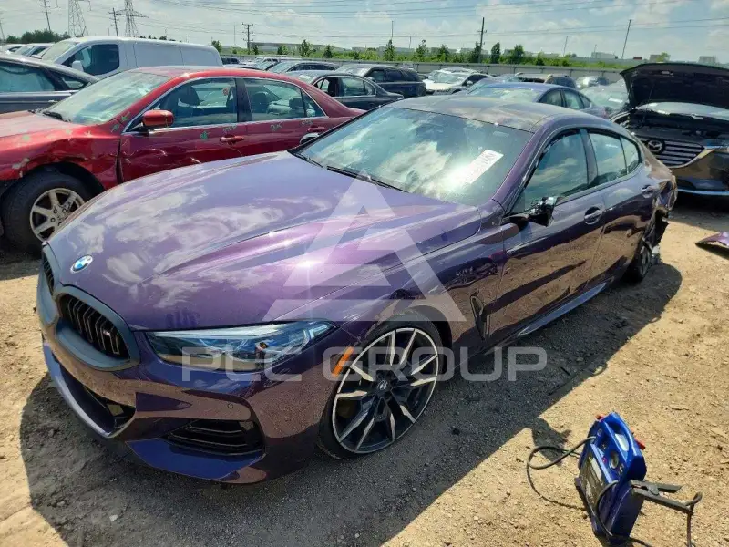 2026 BMW M8 photo
