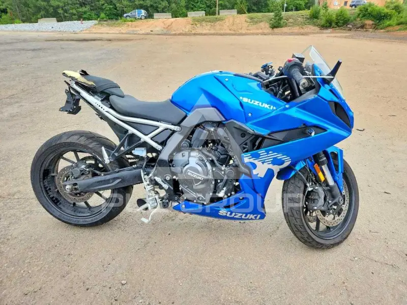 2026 Suzuki  фото