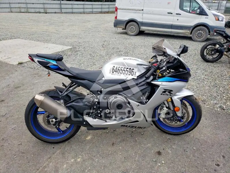 2026 Suzuki GSX-R750 фото