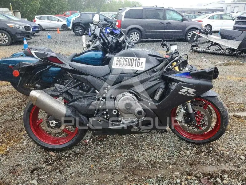 2026 Suzuki GSX-R750 фото