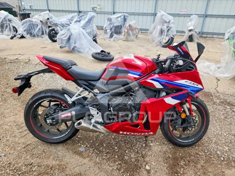 2026 Honda CBR фото