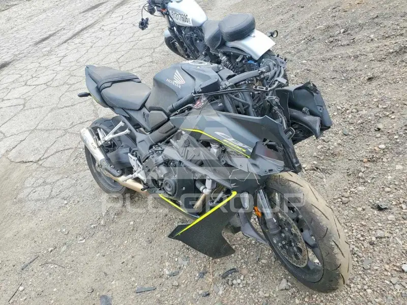 2026 Honda CBR photo