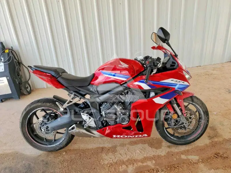 2026 Honda CBR фото