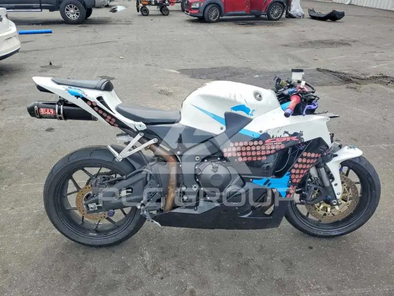 2026 Honda CBR photo
