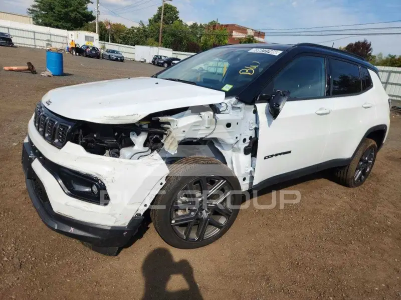 2026 Jeep COMPASS фото