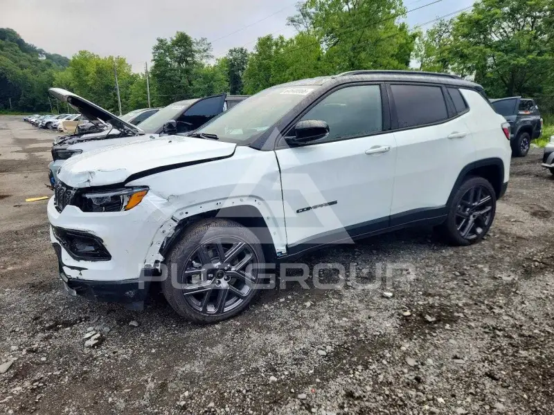 2026 Jeep COMPASS фото