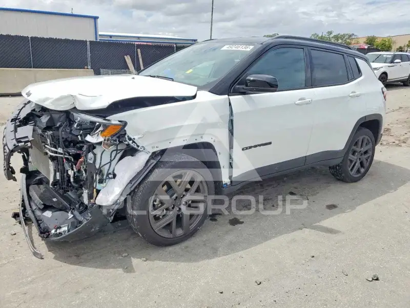 2026 Jeep COMPASS фото