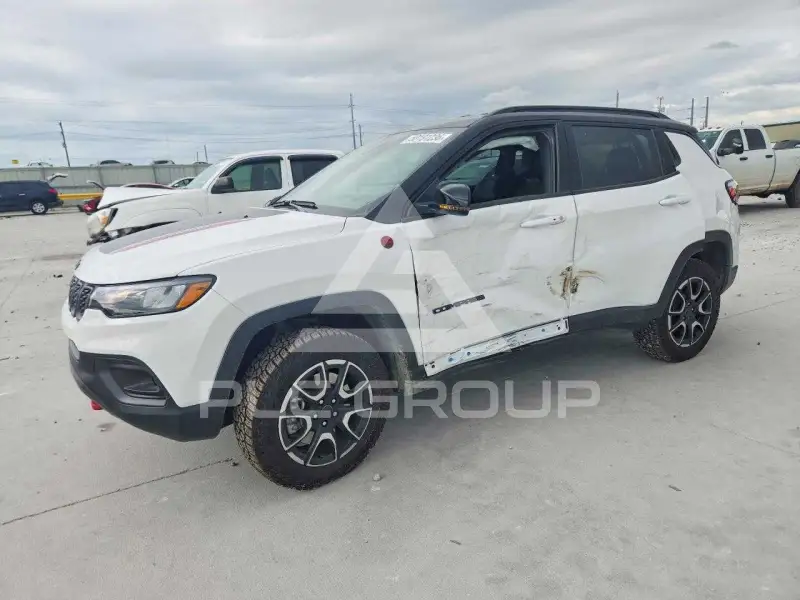 2026 Jeep COMPASS photo