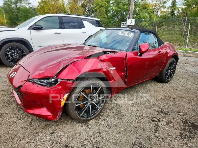 2026 Mazda MX-5 фото