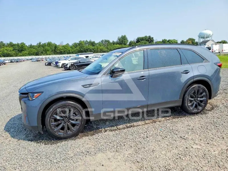 2026 Mazda CX-90 photo