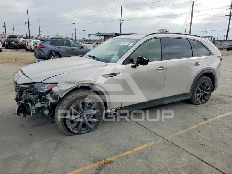 2026 Mazda CX-90 photo