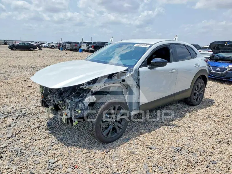 2026 Mazda CX-3 фото