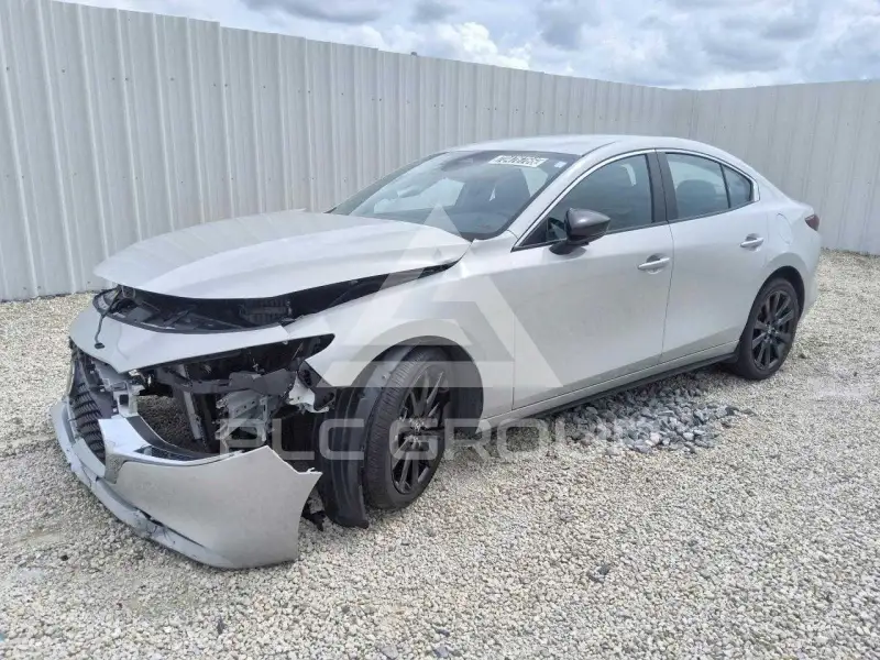 2026 Mazda 3 фото