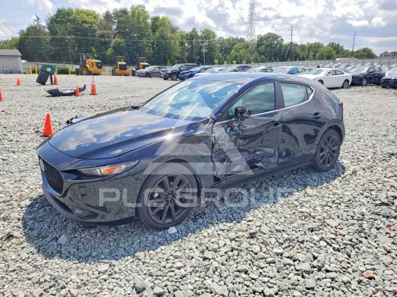 2026 Mazda 3 фото