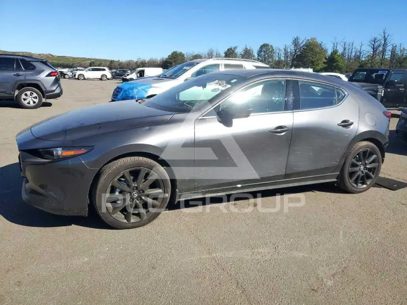 2026 Mazda 3 фото