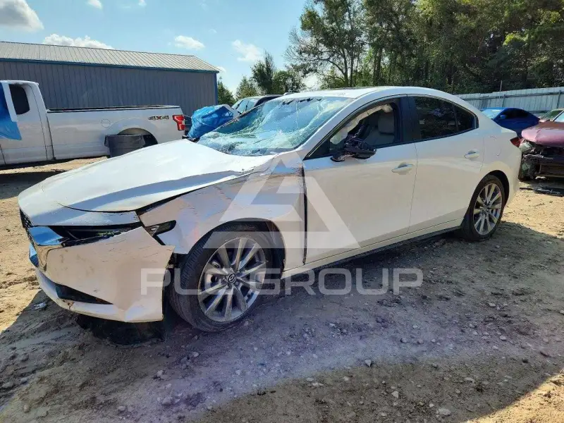 2026 Mazda 3 фото