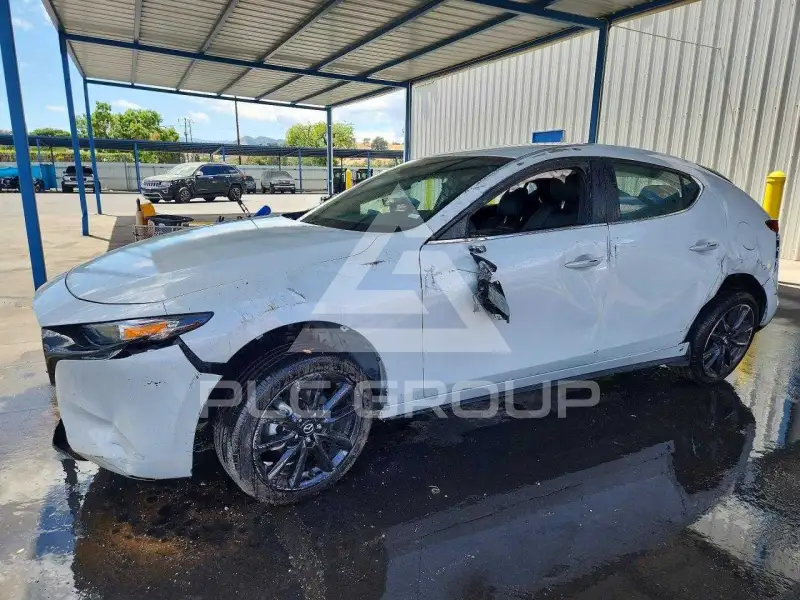 2026 Mazda 3 photo
